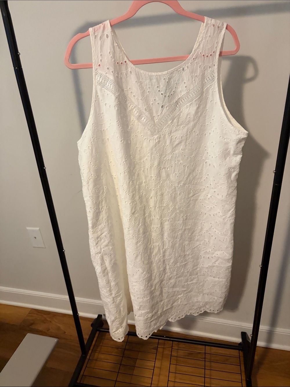GAP White Eyelet Sleeveless Shift Dress